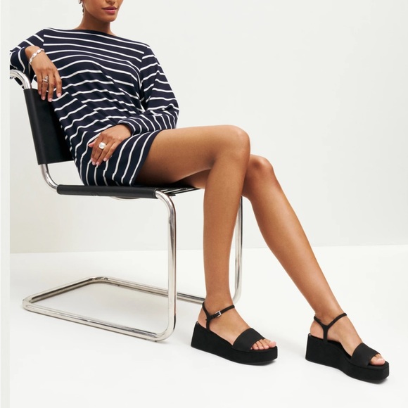 reformation “Zora” Brand New never worn platform sandal - Picture 2 of 10